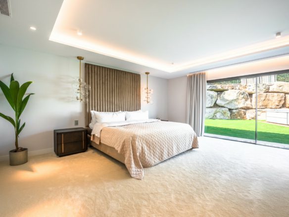Nueva Andalucia – Modern Villa  -Turnkey Ready