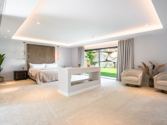 Nueva Andalucia – Modern Villa  -Turnkey Ready