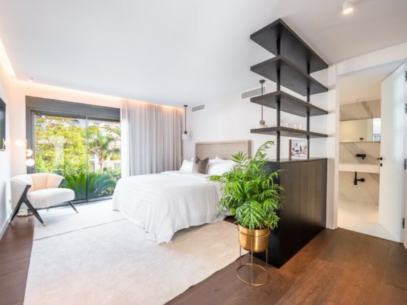 Nueva Andalucia – Modern Villa  -Turnkey Ready