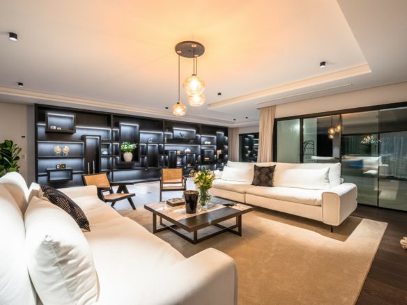 Nueva Andalucia – Modern Villa  -Turnkey Ready