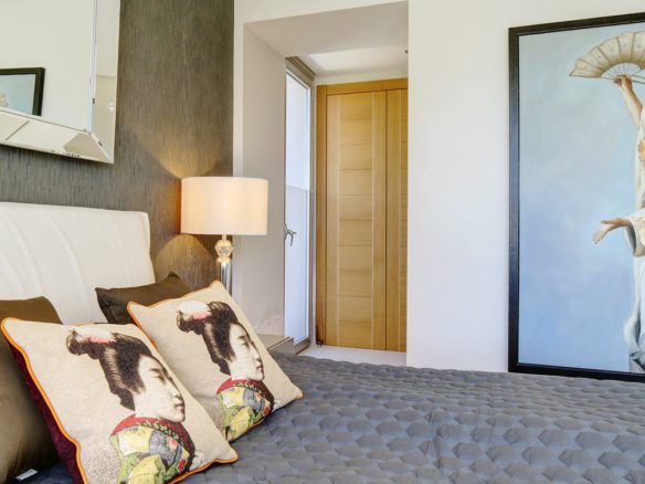 Reserved – Nueva Andalucia – Modern Luxury villa for Sale & Rent