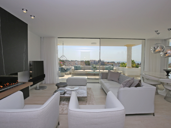 Golden Mile – Monte Paraiso Duplex Penthouse – Sea Views -Gated