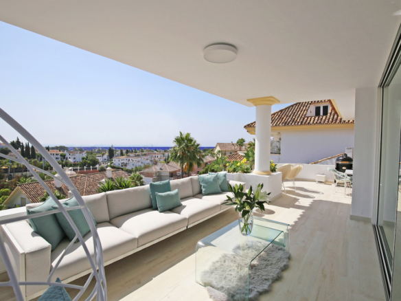 Golden Mile – Monte Paraiso Duplex Penthouse – Sea Views -Gated