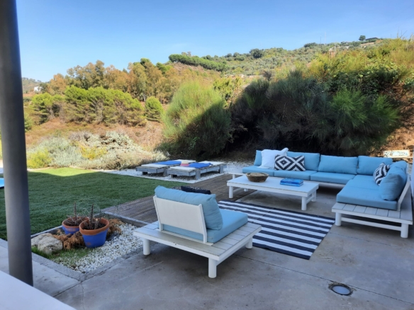 Ojen – Modern Hilltop villa – Panoramic Views