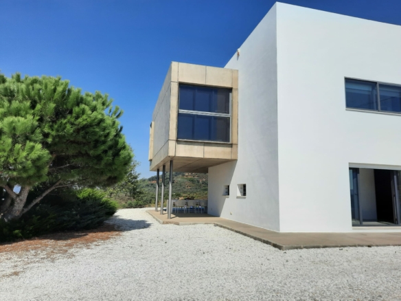 Ojen – Modern Hilltop villa – Panoramic Views