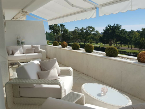Nueva Andalucia – Penthouse – Gated – 4bed