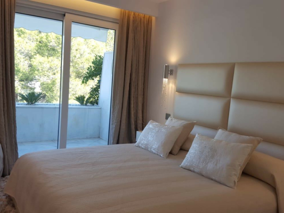 Nueva Andalucia – Penthouse – Gated – 4bed