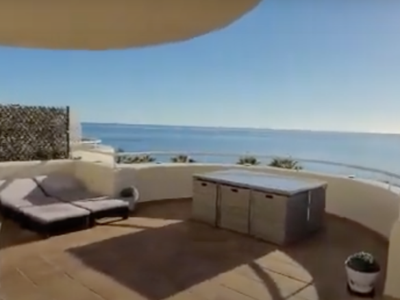 Estepona – Beachfront Triplex Penthouse – Seaviews