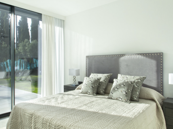 Estepona – New Modern villa – Panoramic Views Sea & Golf