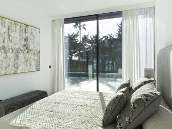 Estepona – New Modern villa – Panoramic Views Sea & Golf