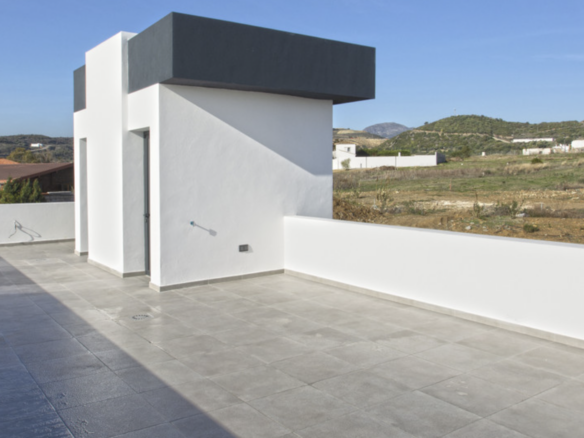 Estepona – New Modern villa – Panoramic Views Sea & Golf