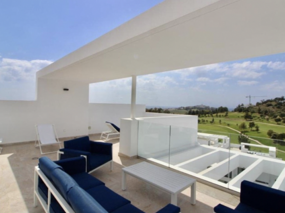 SOLD – Benahavís – 3bed Penthouse for sale