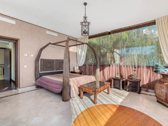 Benahavis – Luxury villa 1st Line golf – Amazing Views