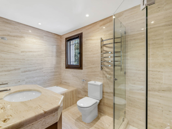 Benahavis – Luxury villa 1st Line golf – Amazing Views
