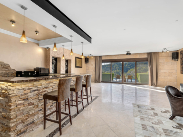 Benahavis – Luxury villa 1st Line golf – Amazing Views