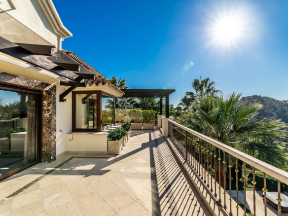 Benahavis – Luxury villa 1st Line golf – Amazing Views