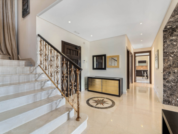 Benahavis – Luxury villa 1st Line golf – Amazing Views