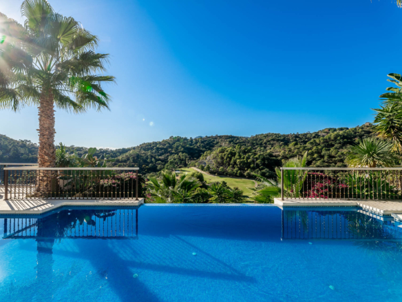 Benahavis – Luxury villa 1st Line golf – Amazing Views