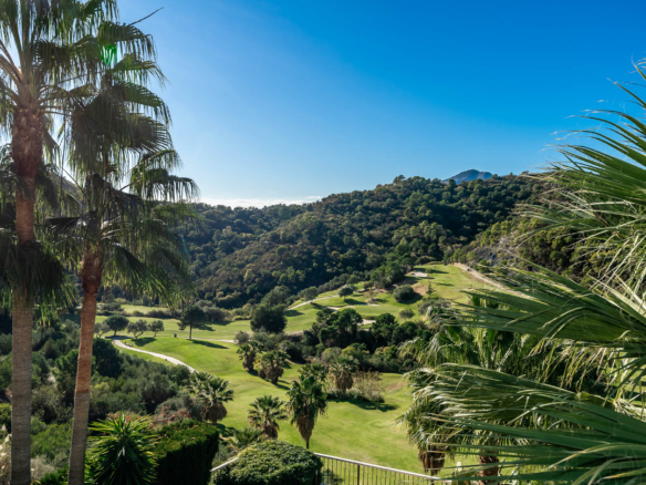 Benahavis – Luxury villa 1st Line golf – Amazing Views