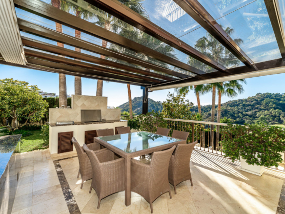 Benahavis – Luxury villa 1st Line golf – Amazing Views