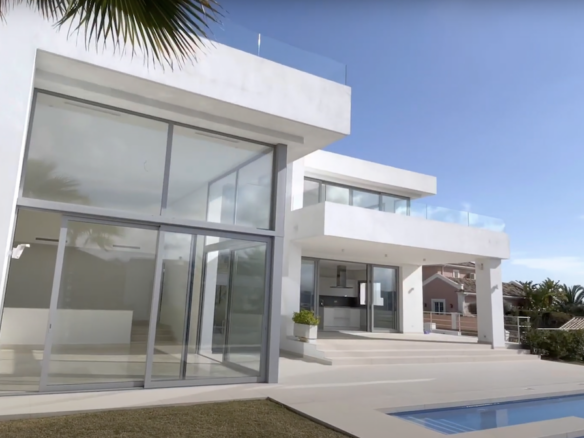 Benahavis – New Modern Villa – Gated