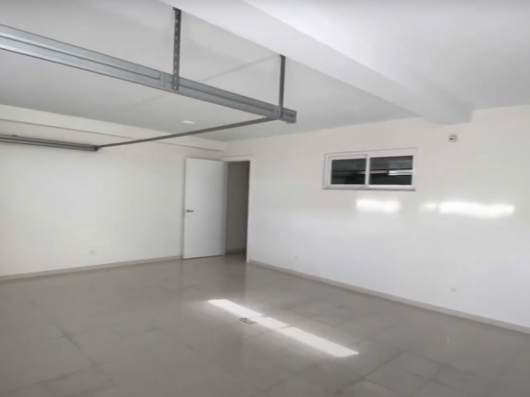 Benahavis – New Modern Villa – Gated