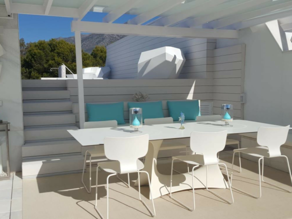 Nueva Andalucia – Penthouse – Gated – 4bed