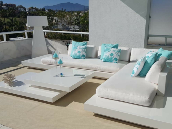 Nueva Andalucia – Penthouse – Gated – 4bed