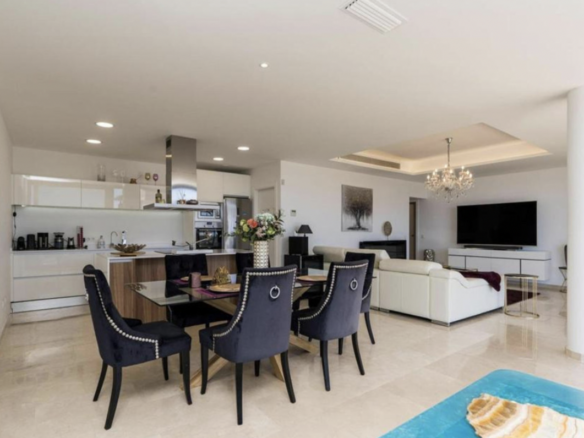 Estepona – Modern villa – Sea Views