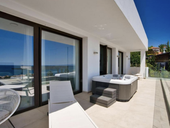 Estepona – Modern villa – Sea Views