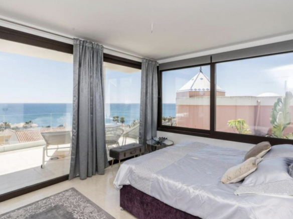 Estepona – Modern villa – Sea Views