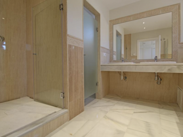 Golden Mile – 4B Duplex Penthouse -South west Facing