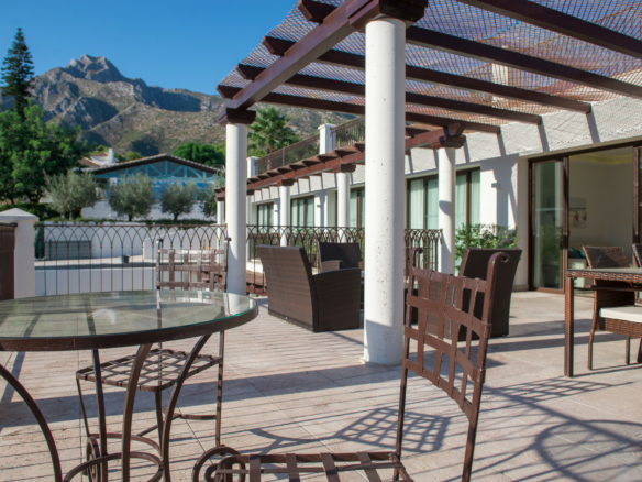 Golden Mile – New Hotel – For Rent – 25 bedrooms