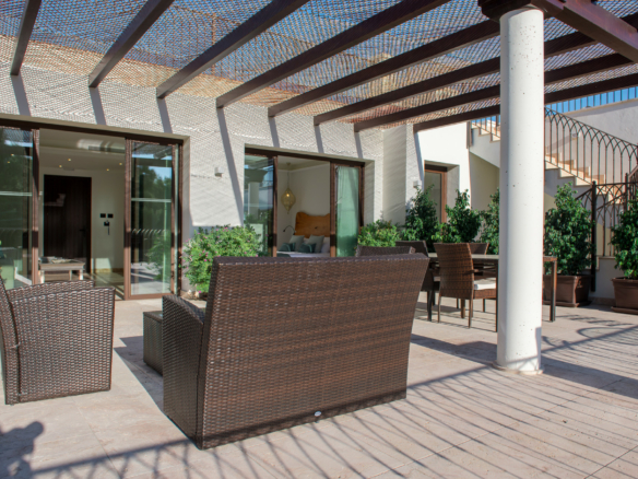 Golden Mile – New Hotel – For Rent – 25 bedrooms