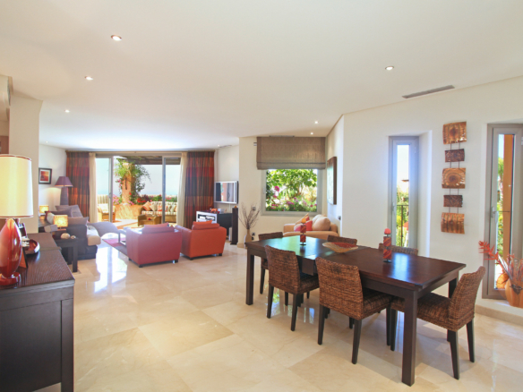 Golden Mile – Penthouse – Sea Views – Indoor Pool