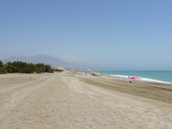 La Duquesa  – Modern villa – Sea Views