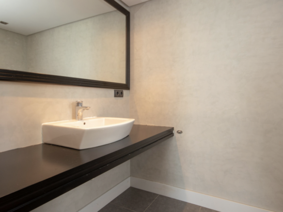 La Duquesa  – Modern villa – Sea Views