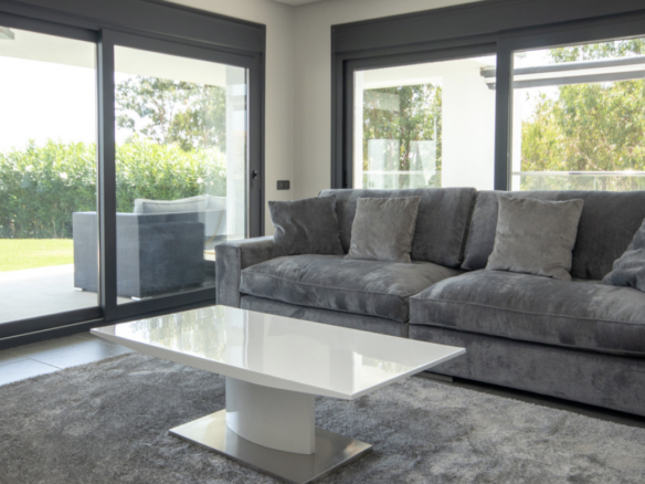 La Duquesa  – Modern villa – Sea Views