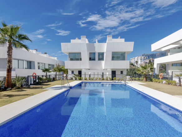 La Finca de Marbella – New Townhouse – Sea Views