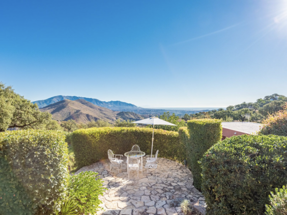 LA MAIRENA – Hilltop Mansion – Panoramic Views