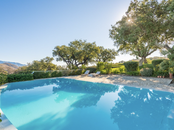 LA MAIRENA – Hilltop Mansion – Panoramic Views