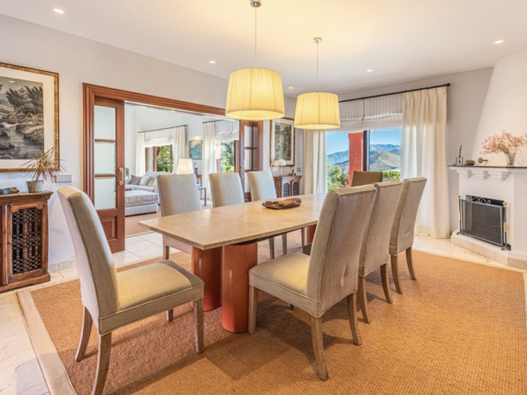 LA MAIRENA – Hilltop Mansion – Panoramic Views