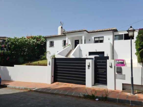 Mijas Costa – 3 bed Villa – Near Beach