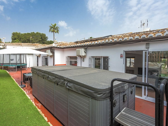 Mijas Costa – 3 bed Villa – Near Beach