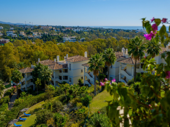 Nueva Andalucia – 4B Penthouse -Sea Views