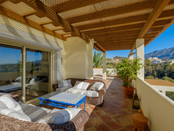 Nueva Andalucia – 4B Penthouse -Sea Views