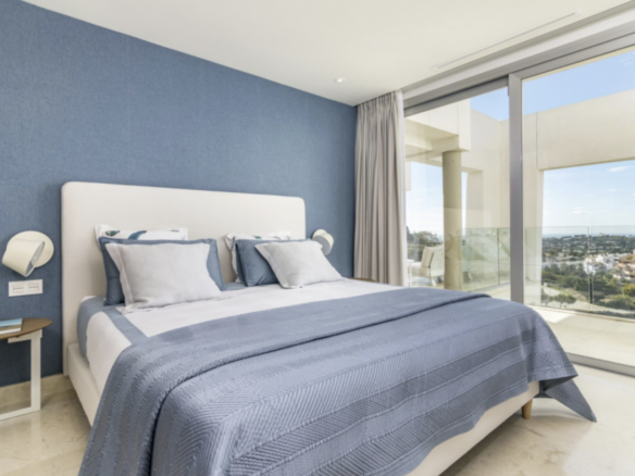 Nueva Andalucia -New Penthouse – Panoramic Views