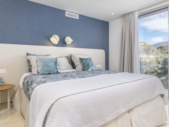 Nueva Andalucia -New Penthouse – Panoramic Views