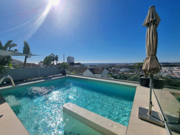 Nueva Andalucia – Modern villa – Turn Key – Sea views