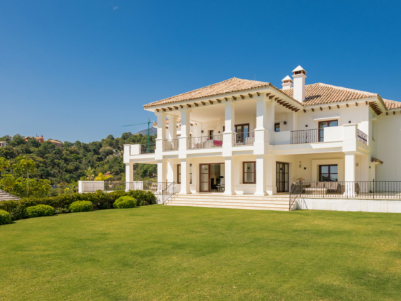 SOLD – La Zagaleta – 8B Mansion -Sea Views – Gated